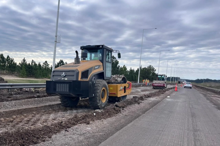 Obras en la Ruta 015: Reasfaltado y mejoras viales en marcha