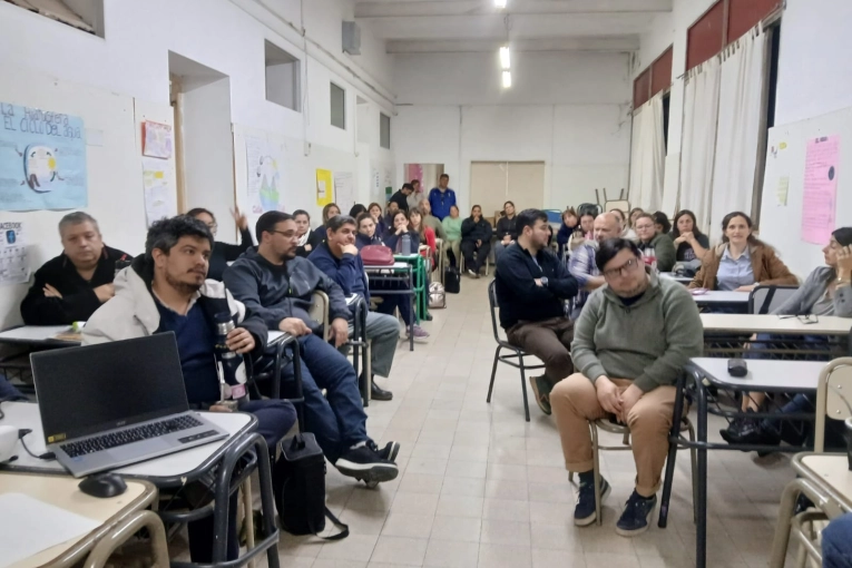 Preocupación por la Reforma Curricular en Escuelas de Adultos