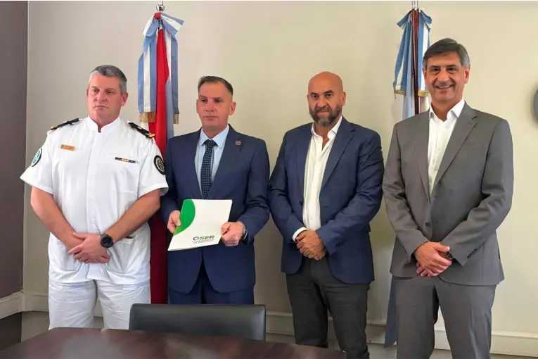Un Nuevo Convenio Fortalece la Atención Sanitaria para la Policía de Entre Ríos