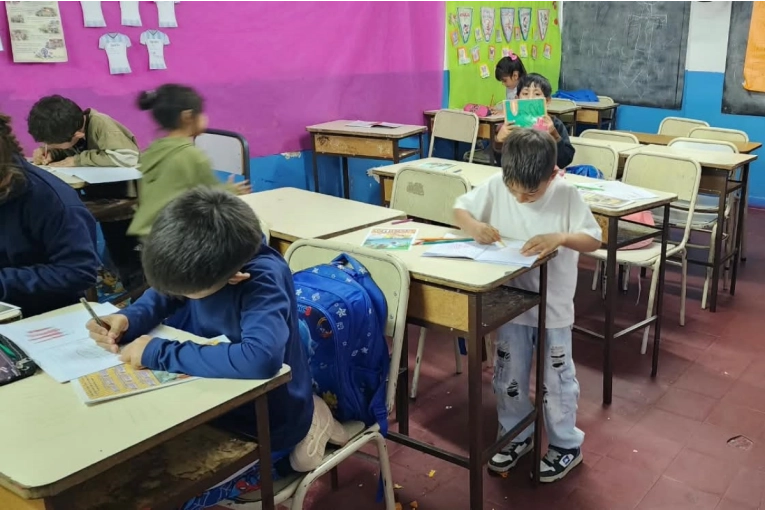 Futuros Docentes Impulsan Proyecto Educativo para Alumnos Vulnerables en Concordia