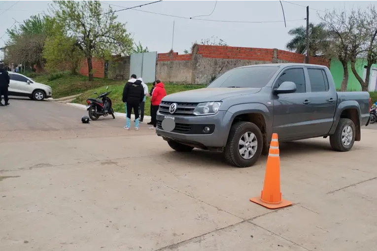 Accidente de Tráfico en Concordia: Mujer Sufre Fractura en el Brazo
