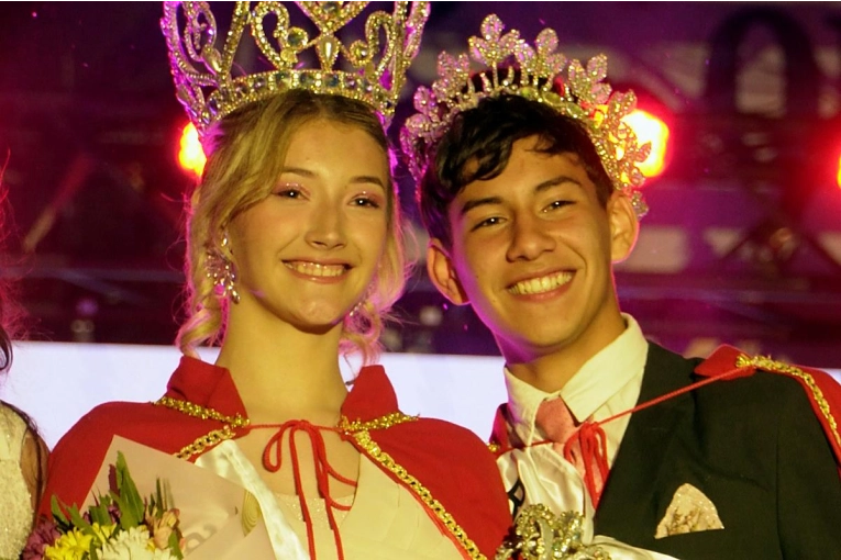 Doble Coronación en la Fiesta del Estudiante: Leila Rebot y Jeremías Miño son los Nuevos Reyes