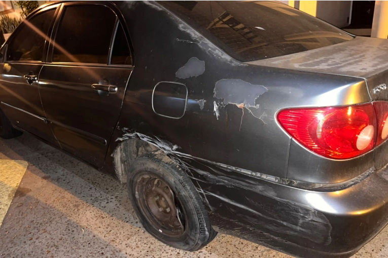 Colisión en cadena en Concordia: Un vehículo se retira del lugar tras el siniestro