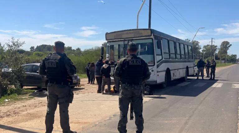 Operativo policial revela red de narcotráfico en el transporte de cosecheros