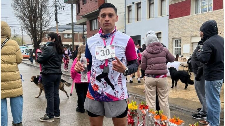 De Los Conquistadores a la victoria: La emocionante carrera de Alexis en Río Gallegos De Los Conquistadores a la victoria: La emocionante carrera de Alexis en Río Gallegos