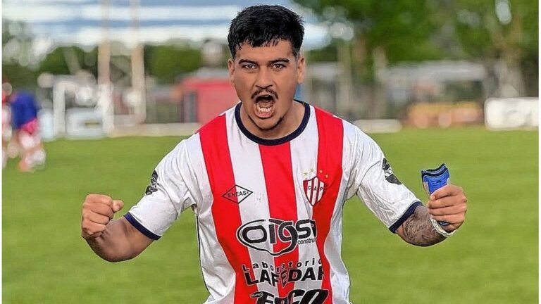 Atlético Paraná Toma Ventaja en el Regional Amateur Atlético Paraná Toma Ventaja en el Regional Amateur