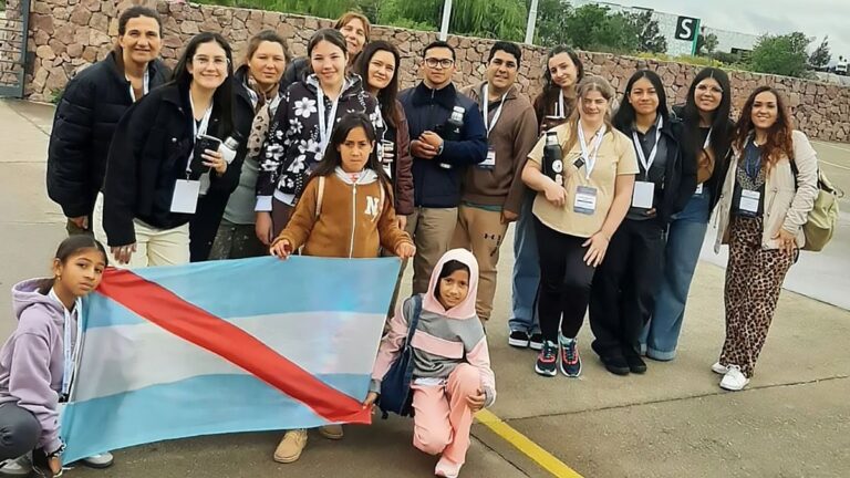 Estudiantes de Entre Ríos Brillan en Ferias de Educación a Nivel Nacional Estudiantes de Entre Ríos Brillan en Ferias de Educación a Nivel Nacional