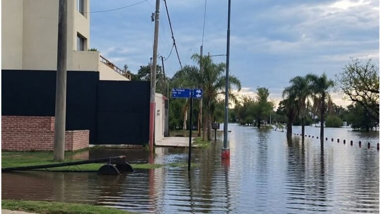 Colón se Prepara ante la Creciente del Río Uruguay