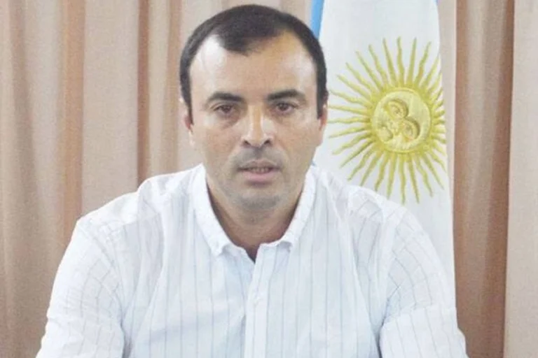 Renuncia del Intendente de Puerto Yeruá: Un Cambio en la Gestión Local