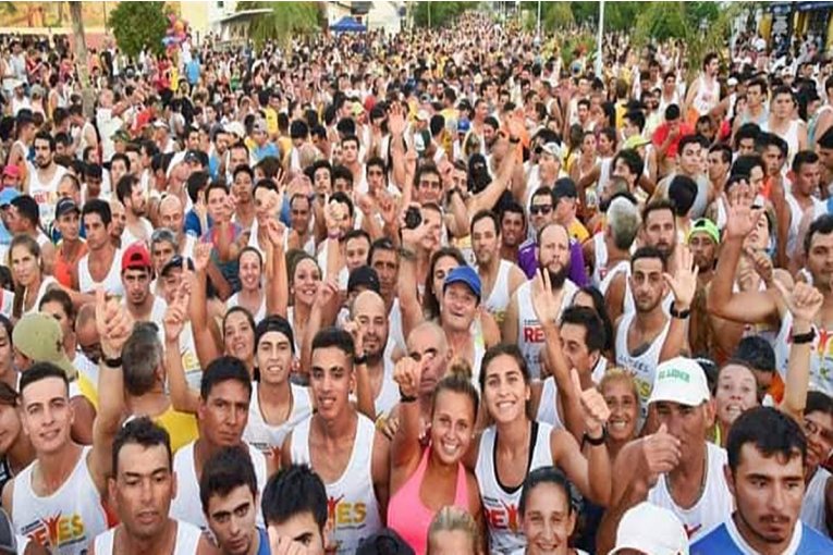 Gustavo Bou evalúa la realización de la Maratón de Reyes en Concordia Gustavo Bou evalúa la realización de la Maratón de Reyes en Concordia
