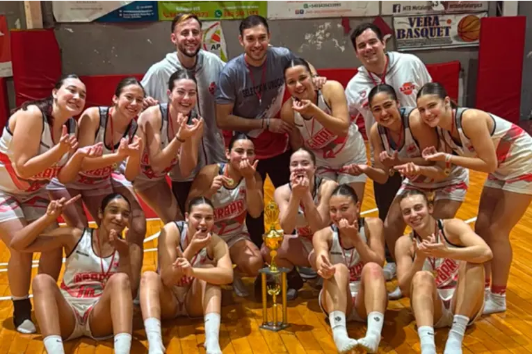 Concepción del Uruguay se Corona Campeón del Entrerriano de Juveniles Femenino Concepción del Uruguay se Corona Campeón del Entrerriano de Juveniles Femenino
