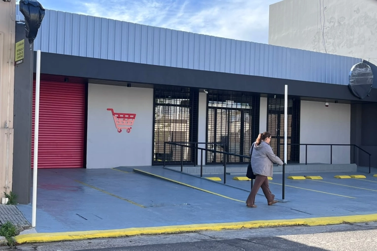Preocupación en el gremio mercantil por la demora en la apertura de un nuevo supermercado Preocupación en el gremio mercantil por la demora en la apertura de un nuevo supermercado