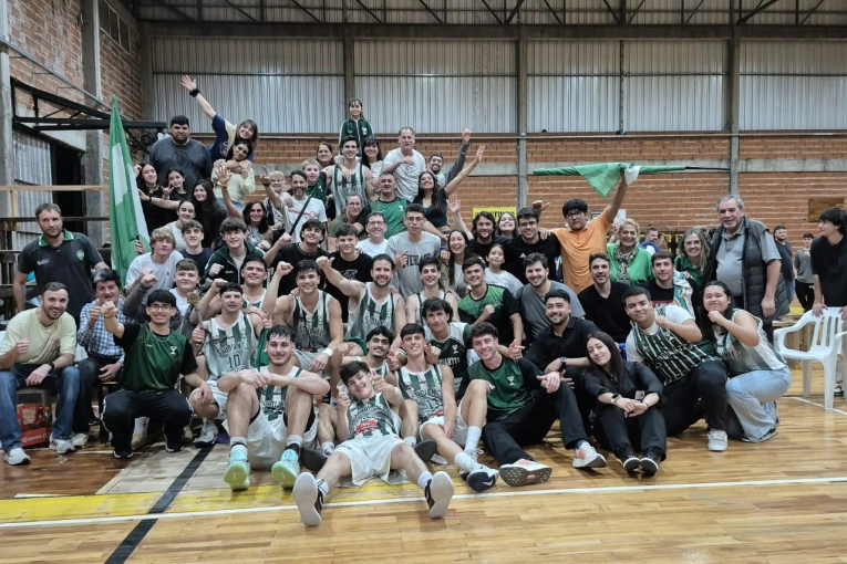 Estudiantes logra un emocionante triunfo ante Capuchinos y se posiciona en el quinto lugar Estudiantes logra un emocionante triunfo ante Capuchinos y se posiciona en el quinto lugar